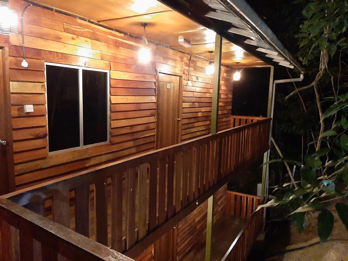 Utan Teluk Nipah Villa Pekan Pangkor Exterior photo
